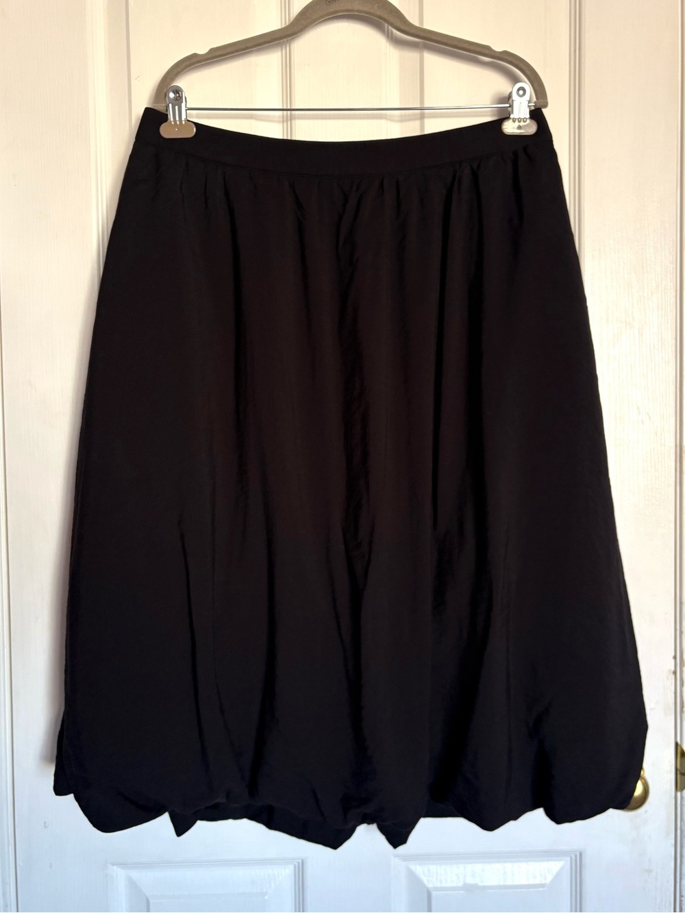 Simply Vera, Vera Wang Black Bubble Hem Midi Skirt